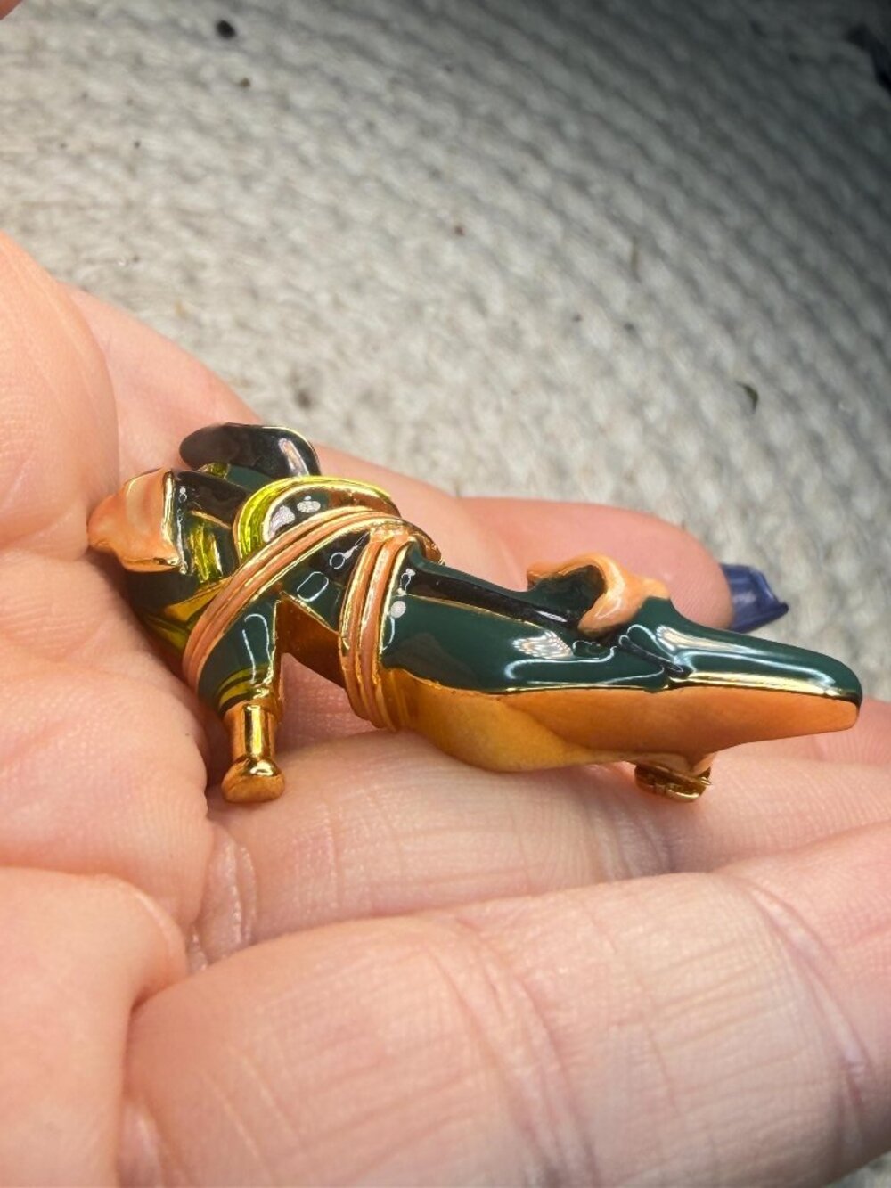 KJL Kenneth Jay Lane High Heel Shoe Brooch | Vintage Green Enamel Gold Tone Stil - Picture 6 of 9